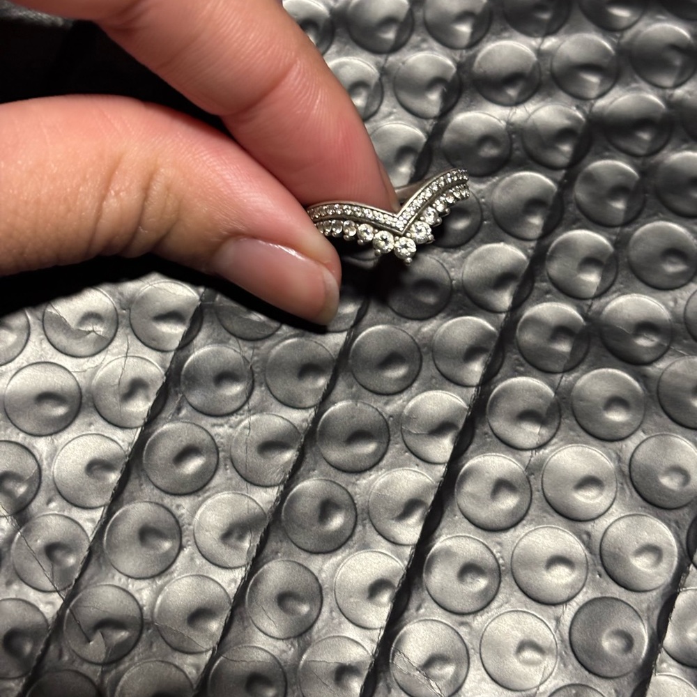 PANDORA RING SIZE 6